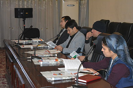 Участники учредительного собрания в Таджикистане
